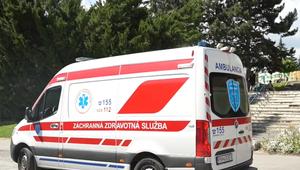 Prasknutý brúsny kotúč vážne zranil štvorročné dieťa. Prišlo o časť ruky