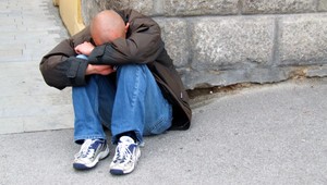 Zákaz spania na ulici. Bezdomovci sa boja, že sú ďalším cieľom Viktora Orbána