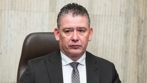 Mikulec má zrejme problém. Nazeral tam, kde nesmel