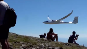 VIDEO: Tatry neohrozuje len zlé počasie, ale aj nízko lietajúce vetrone