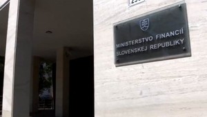Slovensko dostalo hodnotenie A plus. Mzdy rastú a nezamestnanosť klesá