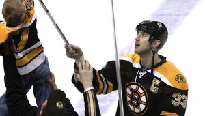 Chára a spol. pili v kasíne šampanské za 100 000 USD