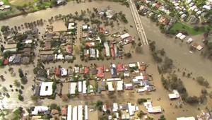 Ničivé povodne sužujú Thajsko aj Austráliu, ľudí musia z ich domov evakuovať