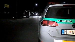 V Michalovciach podpálili auto invalidnej dôchodkyni