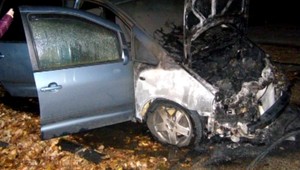 Dielo podpaľača? V Šamoríne zhorela dodávka do tla...