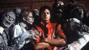 Vydražili Jacksonovu bundu! Za 1,8 milóna dolárov