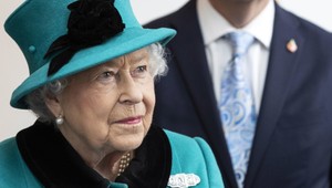 Hrôza v Buckinghamskom paláci! Potvrdený koronavírus u zamestnanca kráľovnej!