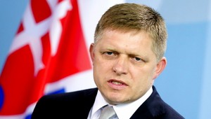 Šetrí sa, kde sa len dá. Utiahnu si opasky aj politické strany?