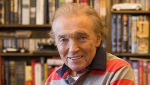 Šokujúce slová z úst Karla Gotta v piesni: "Mám pozlátenú rakvu ..."