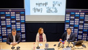 Nádej pre hokejové nádeje. Vyrastú nové hokejová haly