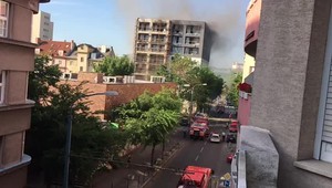 V Bratislave horela novostavba, ulicu uzavreli