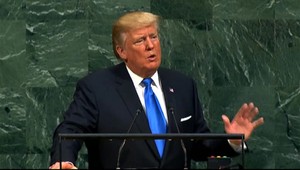 Trump vycúval aj z globálnej dohody o utečencoch. Prieči sa jeho migračnej politike