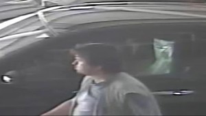 Hanba za hranicami. Slovák vykradol parížsku autodielňu