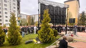 V Starej Ľubovni sa navždy rozlúčili s dievčatami, ktoré zomreli pri tragédii na Spiši