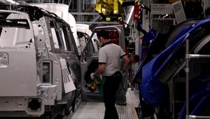 Turbulentné časy pre naše automobilky: Vyrobia tento rok milión áut?