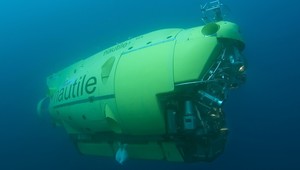 Čierne skrinky Air France bude hľadať len ponorka