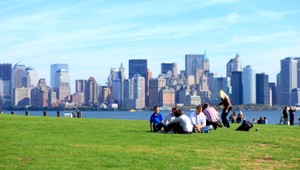 SERVISNÁ TÉMA: Ušetrite na letenkách a precestujte svet