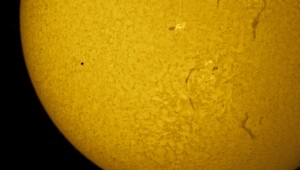 Divadlo na oblohe. Merkúr prechádza pred Slnkom