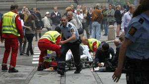 Bombový útok a streľba do ľudí. Môže za to Nór...