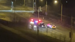 Akčná naháňačka na sídlisku: Cestný pirát policajtom ušiel