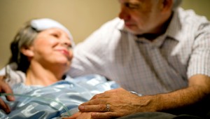 Viete, čo je POOPERAČNÉ DELÍRIUM?  Ak váš blízky ide na operáciu, spozornite!