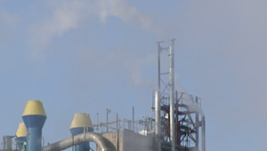 Bezplatným emisným povolenkám v priemysle je koniec