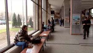 Rezort školstva sa rozhodol zatraktívniť vysokoškolské štúdium. Budú doktorandi poistencami štátu?