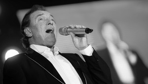 Pár dní po smrti Karla Gotta a už je to tu! Prví s tým prišli v malej obci!