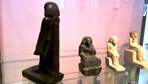 Záhada! Socha v múzeu sa točí okolo vlastnej osi