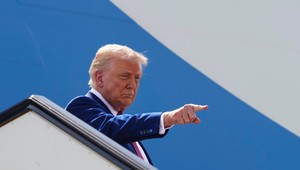 Trumpove clá: USA zdvojnásobili clá na oceľ a hliník. Výnimku má Británia