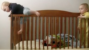 Bábätká opäť dobývajú internet! Tentoraz nerozprávajú, ale...