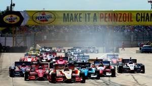 Veľká cena Houstonu. Franchitti s otrasom mozgu aj zlomenou chrbticou