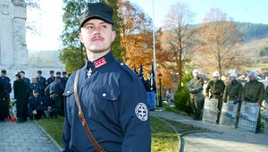 Kotlebovci a ich Na stráž! Pozdrav fašistov z Hlinkovej gardy