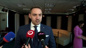 Gyimesi ukázal voličom namiesto podpory prostredník, komentuje Štefančík