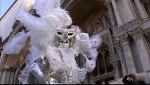 Benátky opäť ožili karnevalom