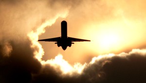 Hlavným podozrivým zo zmiznutia malajzijského lietadla je pilot