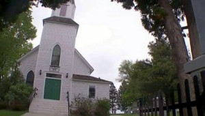 Kamera zachytila podivný úkaz, lovci duchov skončili v base