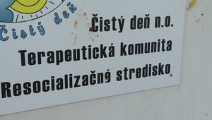 Kauza Čistý deň: Matka údajne znásilnenej Rebeky sa cíti oklamaná