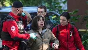 1216. deň na Ukrajine: Ruské útoky zabili maloleté dievčatá a manželský pár