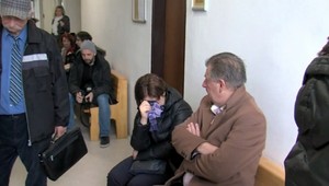 Učiteľka obvinená zo sexuálneho zneužívania sa dostavila pred súd