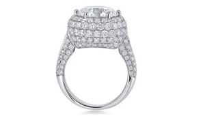 Ukradnutý prsteň je predajný v Afrike alebo Ázii, myslí si odborník