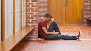 Syndróm vyhorenia sa netýka už len tridsaťročných ľudí, ale aj oveľa mladších