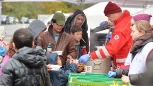 Slováci ponúkajú pomoc krajinám s utečencami, nie všade sú ale vítaní