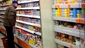 Ďalší problém v supermarkete. V potravinách našli špendlíky