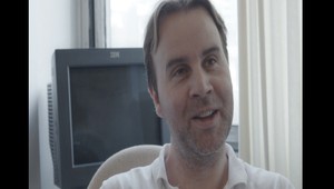 Lekár, ktorý v dokumente hovoril o fackovaní pacientky, skončil