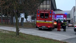 Plavárňou sa šíril zápach z chemikálii. V nemocnici skončila 58-ročná žena