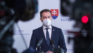 Matovič tvrdí, že si nechal u Rusov "otvorené dvere". Sputnik V má byť testovaný v Maďarsku