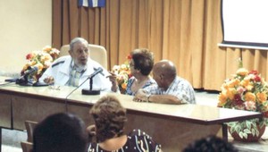 Fidel Castro sa objavil na verejnosti, diskutoval o zmene klímy