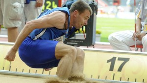 Vo finále trojskokan Vaľukevič dvanásty