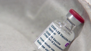 Kauza dodávok vakcín od AstraZenecy sa dostane pred súd. Dátum prvého pojednávania je známy